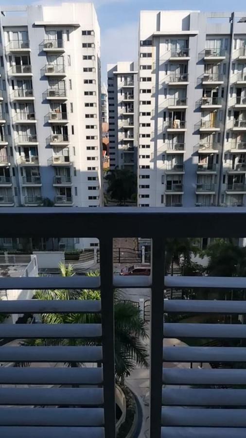 Palm Tree Villas Pasay Exterior foto