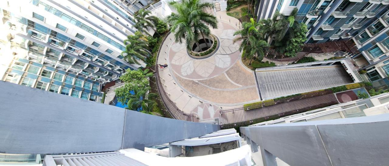 Palm Tree Villas Pasay Exterior foto