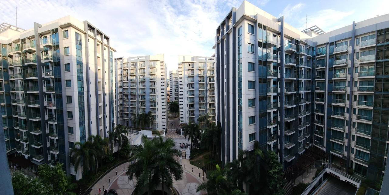 Palm Tree Villas Pasay Exterior foto