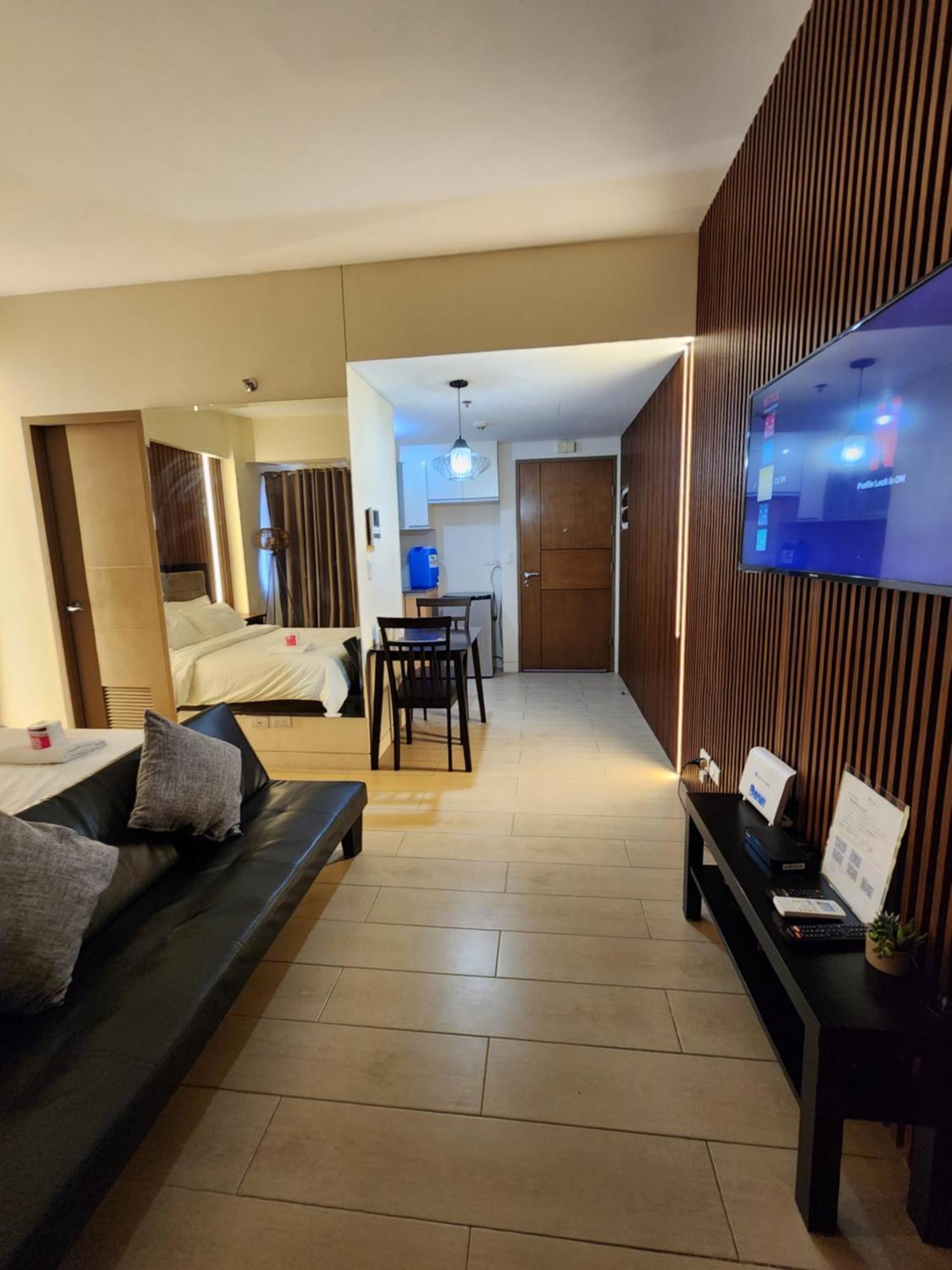 Palm Tree Villas Pasay Exterior foto