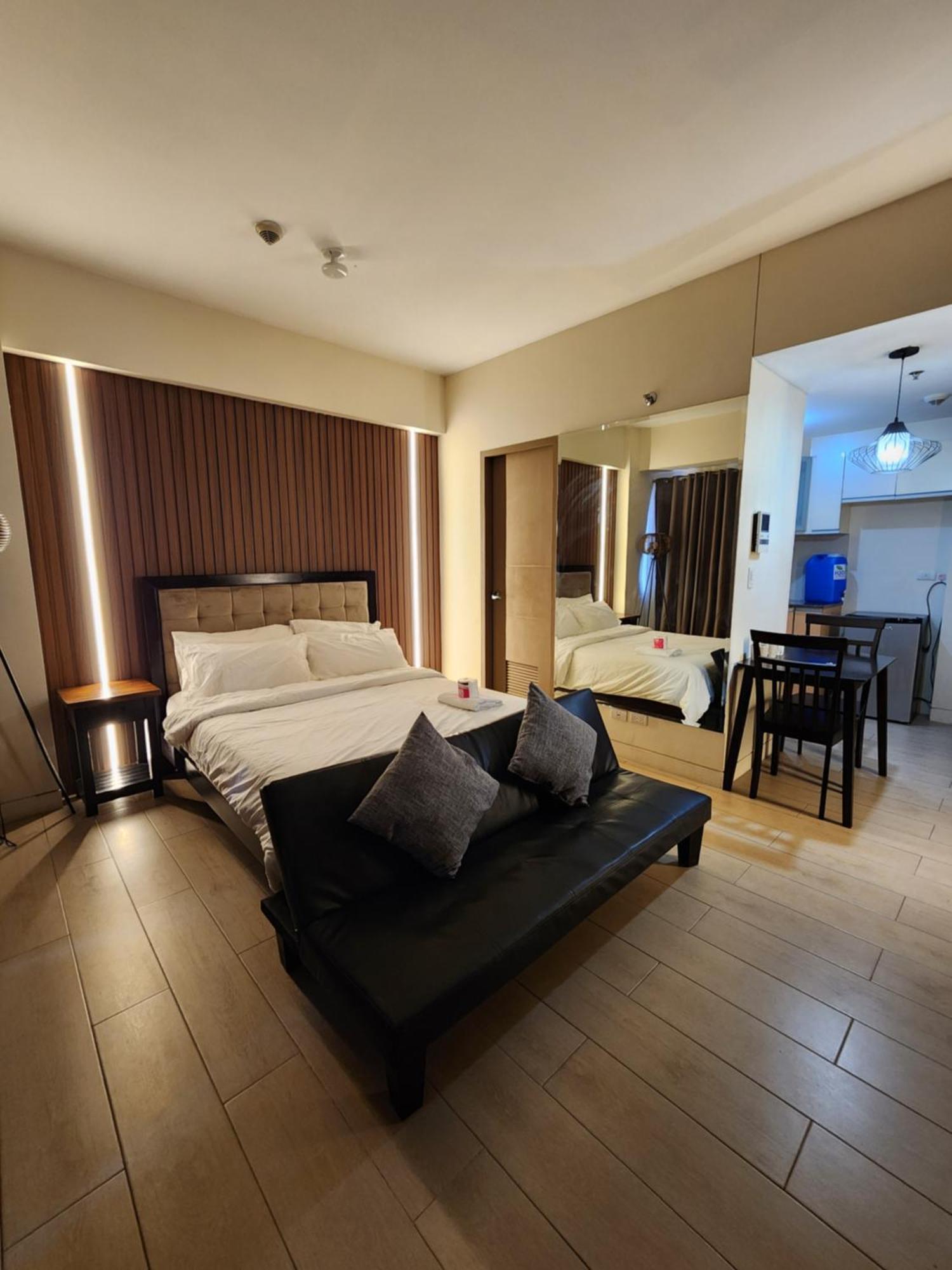 Palm Tree Villas Pasay Exterior foto
